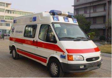宽城救护车租赁